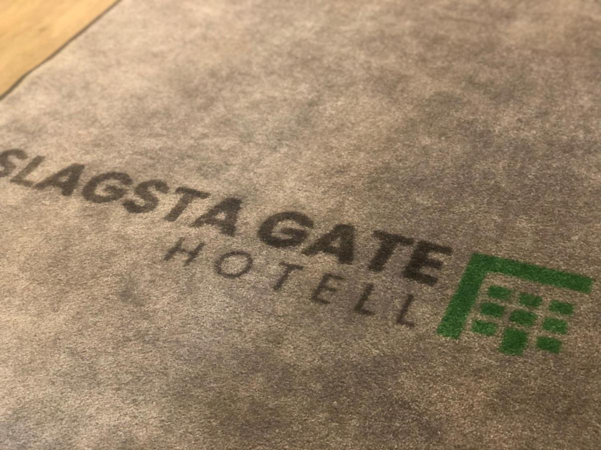 Slagsta Gate Hotell Fittja Екстериор снимка